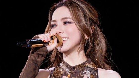 #众星发文力挺邓紫棋#