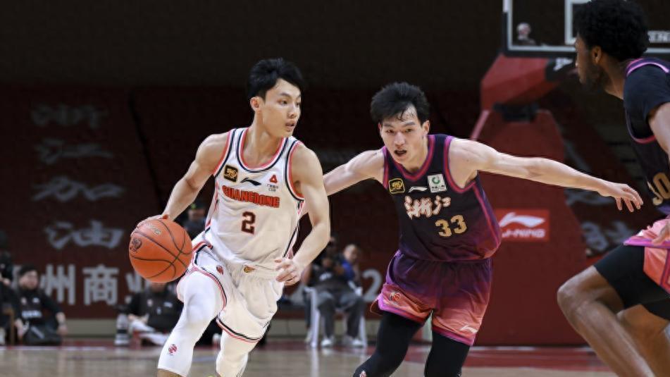 CBA最刺激的大逆转！广东17分逆袭浙江：易建联消失5月后回归