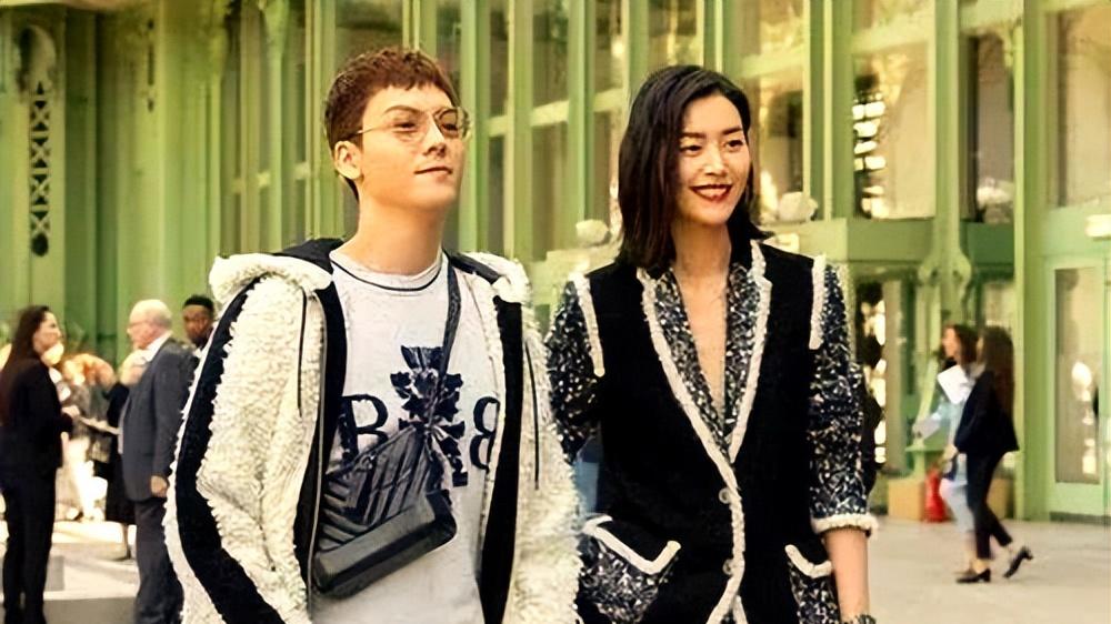 走过低谷，熬过非议：陈伟霆与她的爱情，终于修成正果