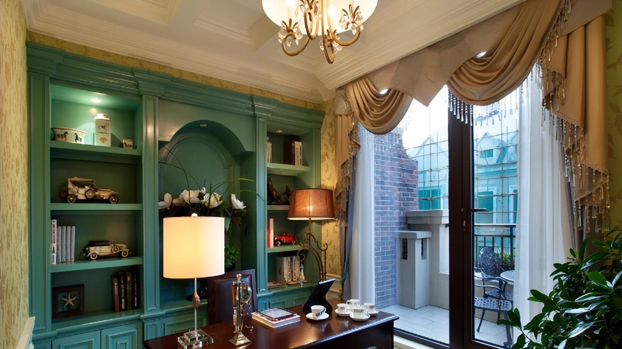 小户型这几处不显眼的空间只要这样装，马上就能多出间书房！