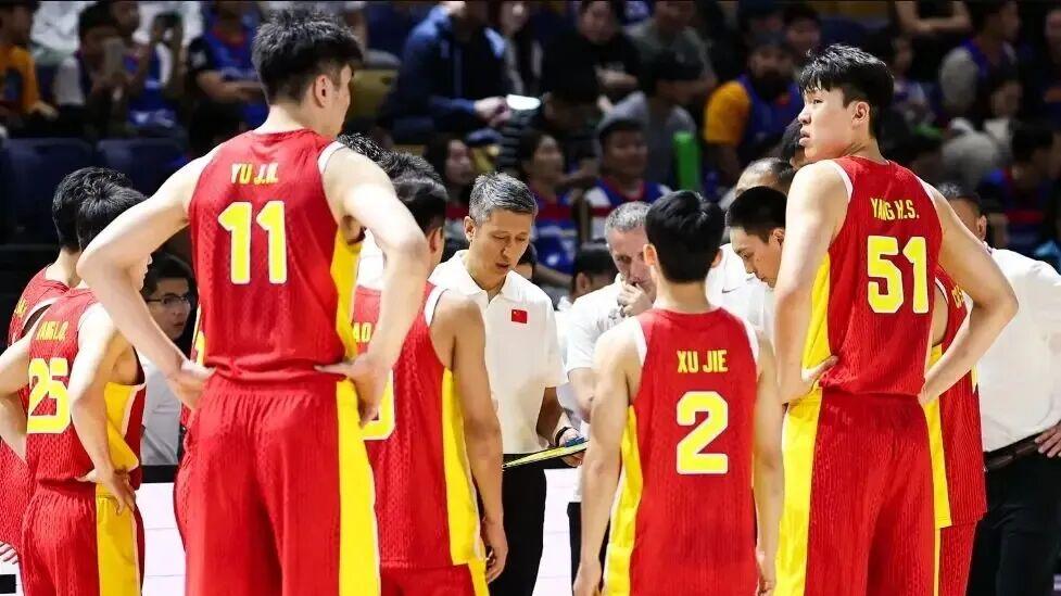 两大核心或压哨归队！中国男篮大战日本男篮，四大悍将或驰援郭士强