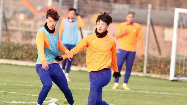 泰山队外租2将练成了，决赛登场 卢永涛合同到期 肉苏力与双星重叠