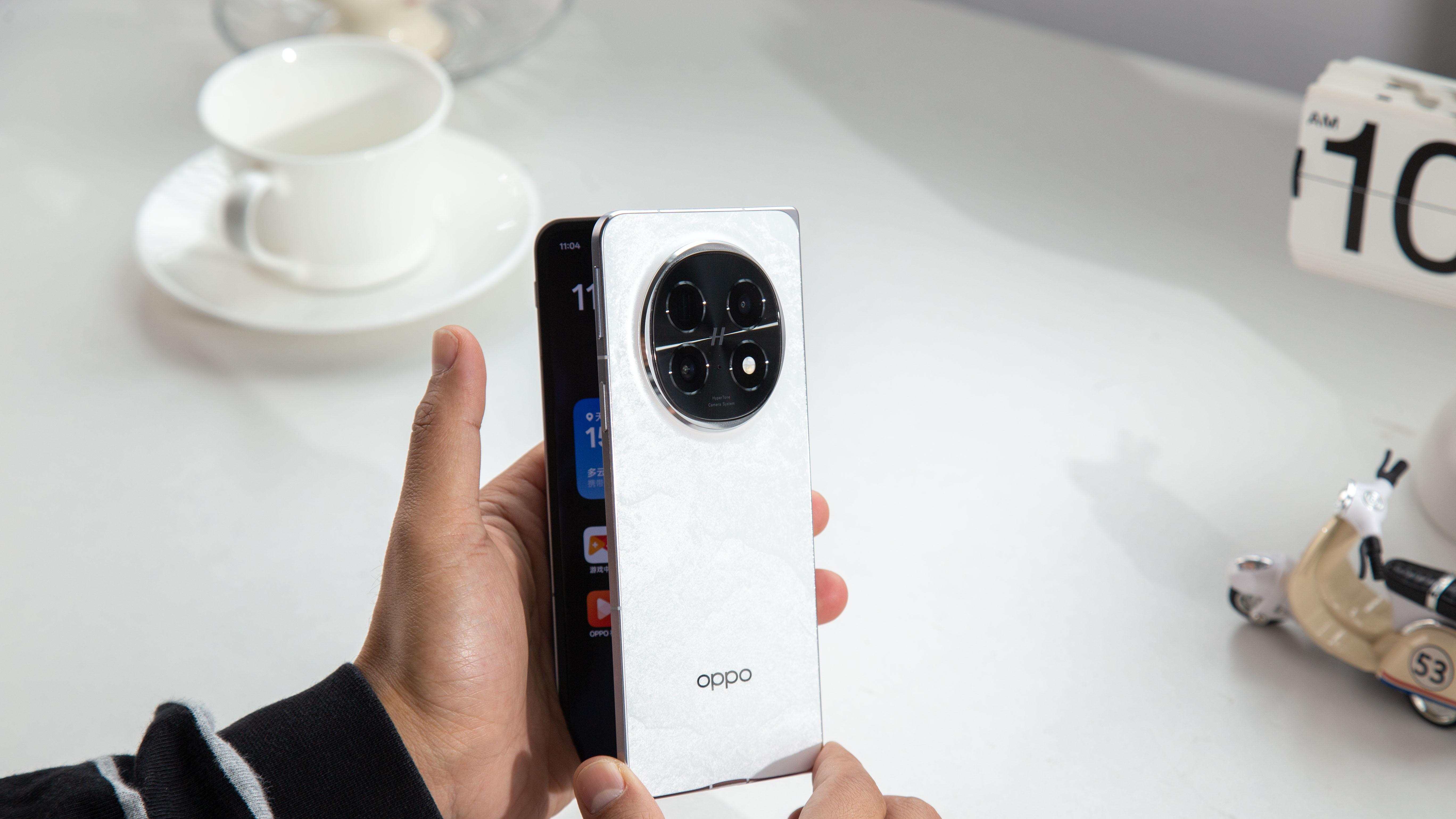 这就是单机仅次华为的实力，OPPO Find N5的8毫米时代来了