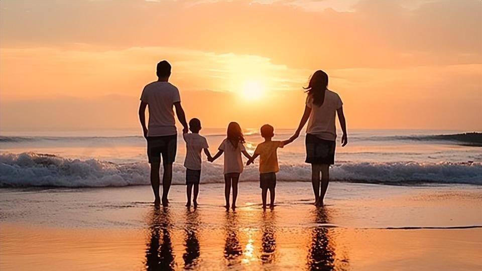 人过五十，不管在谁的面前，都不能亮出3张底牌