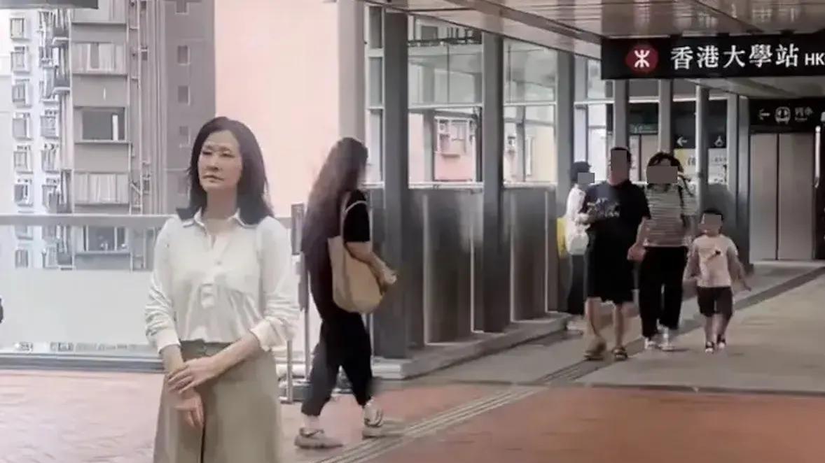 TVB前花旦内地综艺首秀，与林保怡再现回忆杀，小举动让粉丝暖心