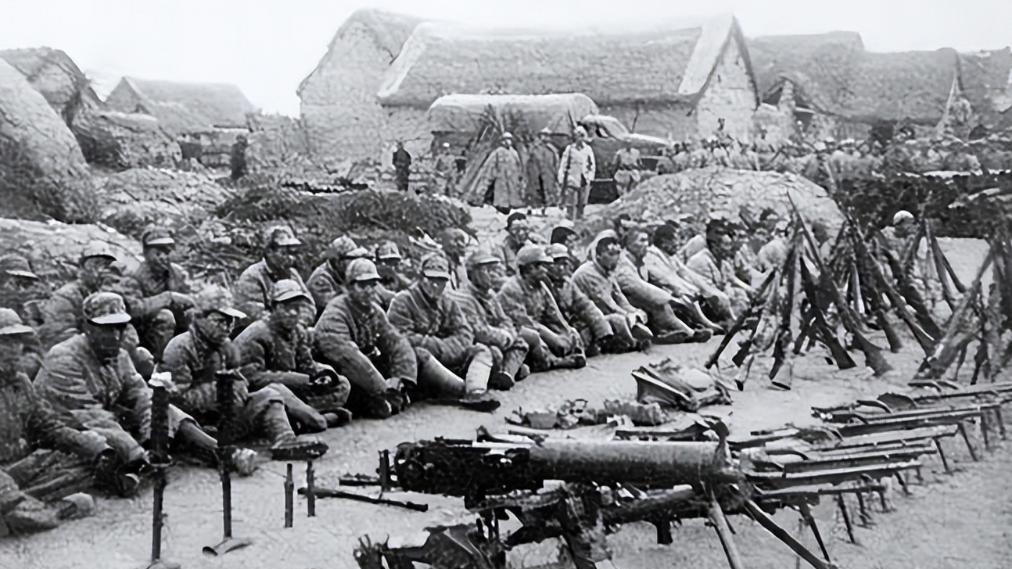 孟良崮胜利后，整编74师被俘2万人，陈毅：这些人一个都不能放走