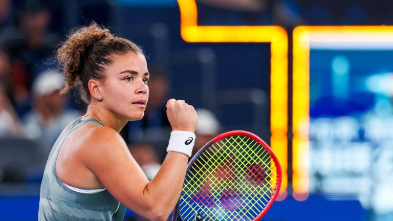 中国金花1-2被逆转出局！鲍里妮对袁悦保持4战全胜，晋级武网16强