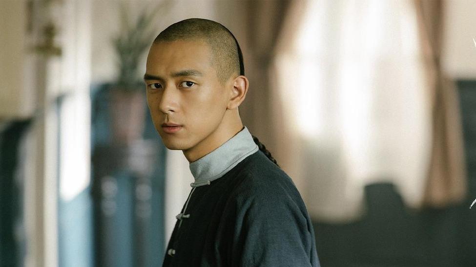 刘亦菲为李现新剧宣传，两人隔空互动好甜，不二搭真是可惜了！