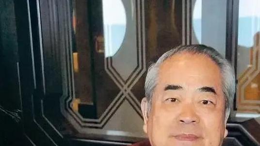 范曾：画作为何被评“二流”？人品又为何遭到非议？