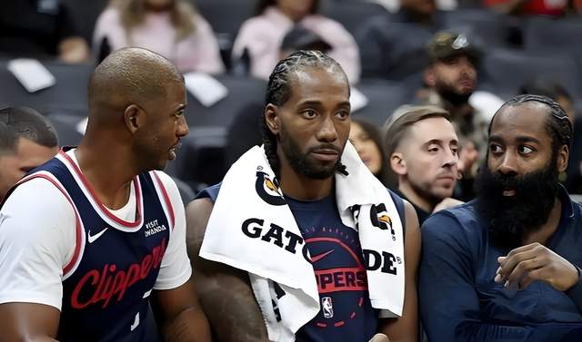 三分惜败！主帅布置战术，哈登冷眼旁观！快船暗战继续！