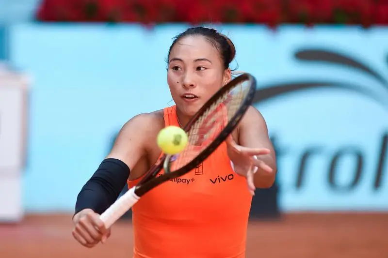 WTA 罗马站：郑钦文2-0横扫达尼洛维奇 红土首胜开启卫冕征程！