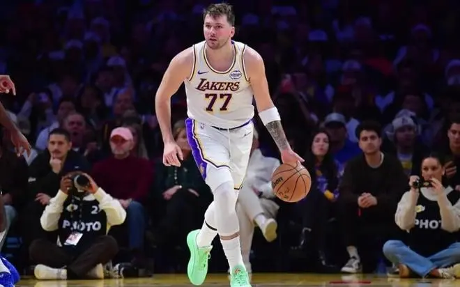 拳怕少壮！湖人五首发正负值感人