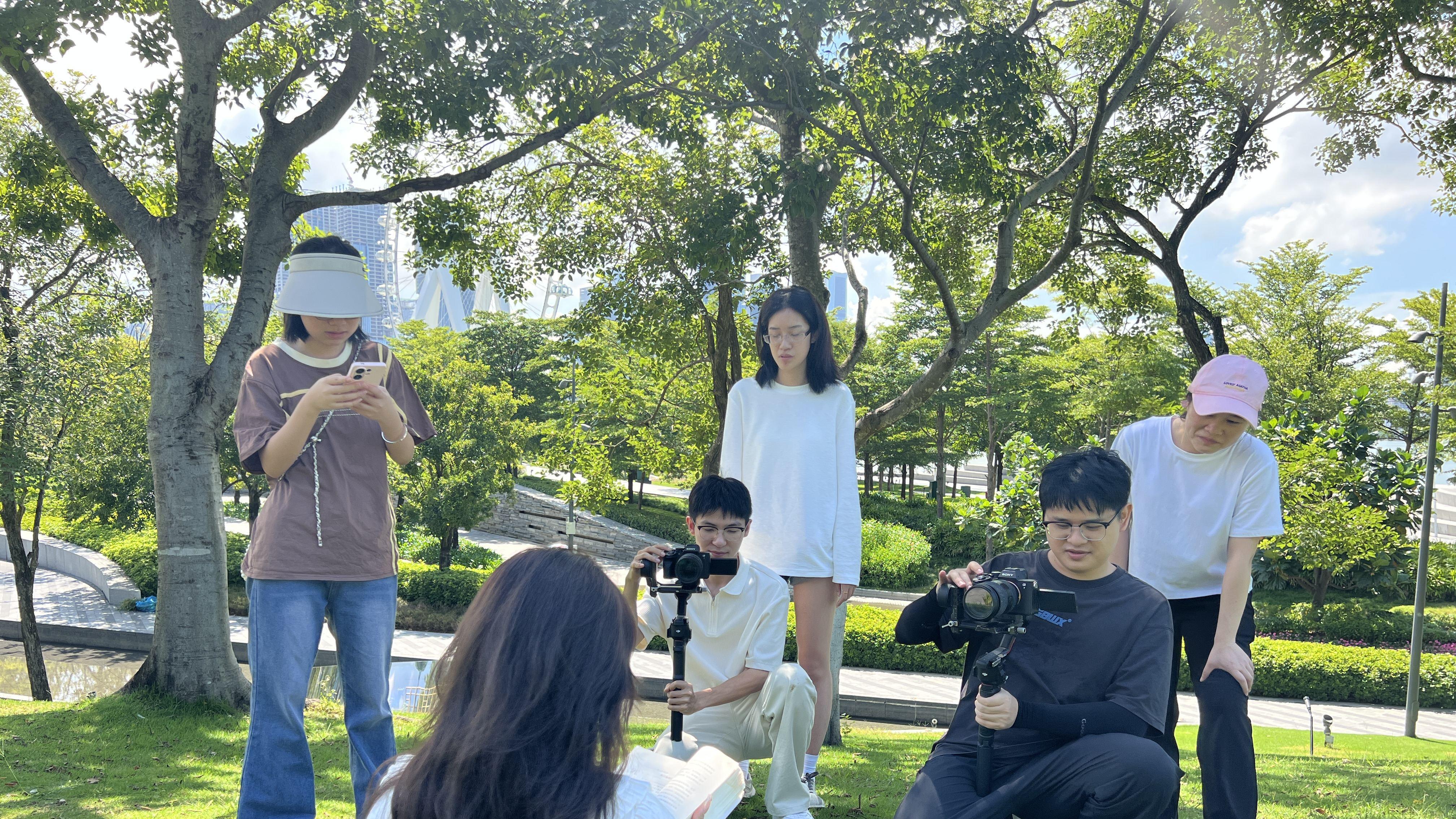 深圳学摄影摄像那家好！