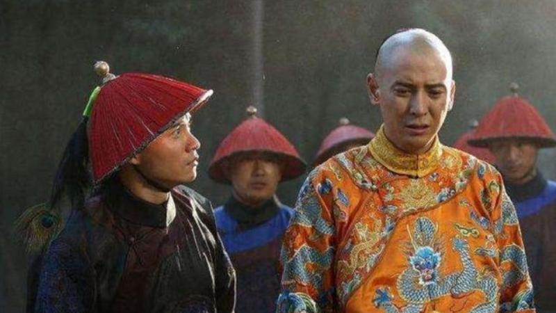 乾隆帝的“双生劫”：紫禁城不为人知的替身秘闻