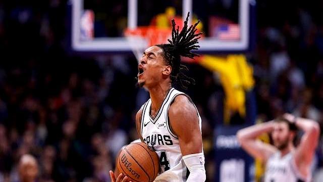 火箭躺进西部前三？范弗利特复出、谢泼德爆发，赛季悬念重燃！