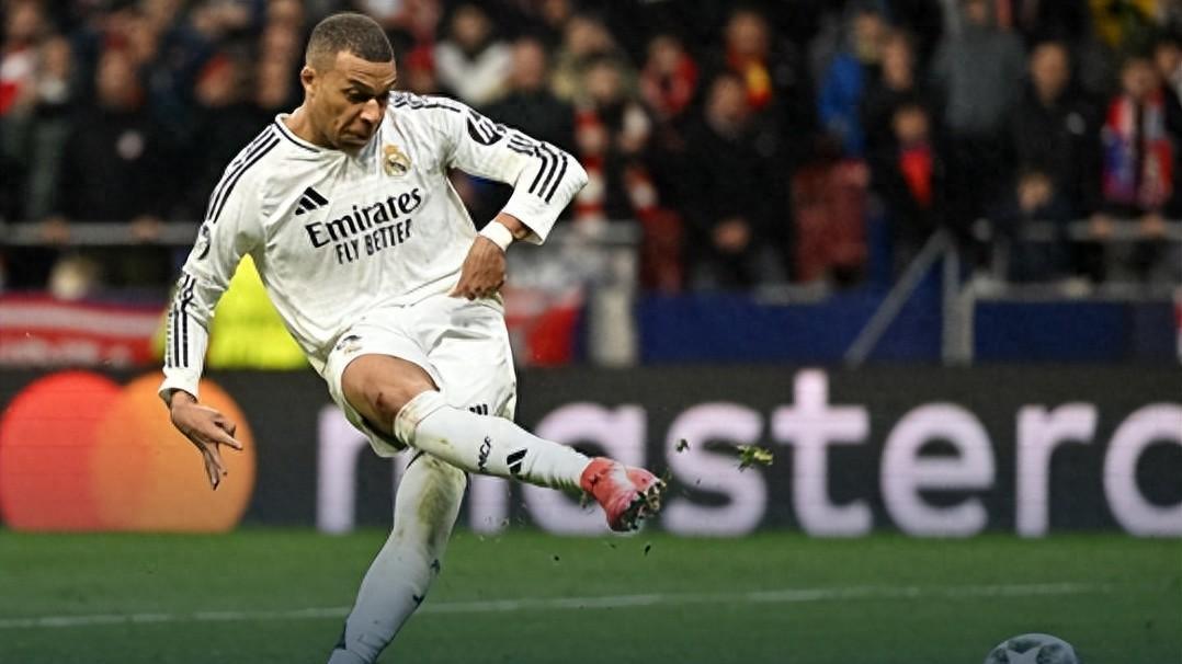 裁判黑掉马竞，力保皇马晋级？足球有芯片，有VAR，此球就是违例