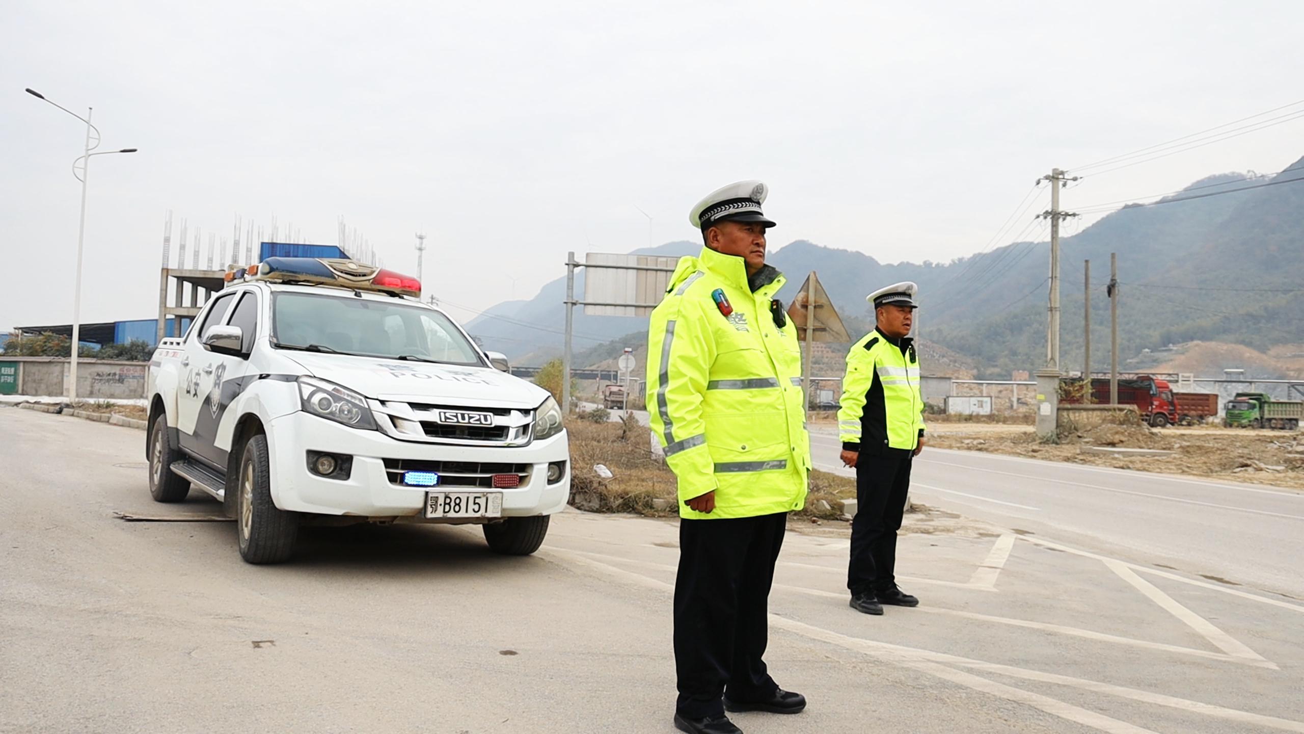 阳新：立了车辆引导牌 安了群众担忧心