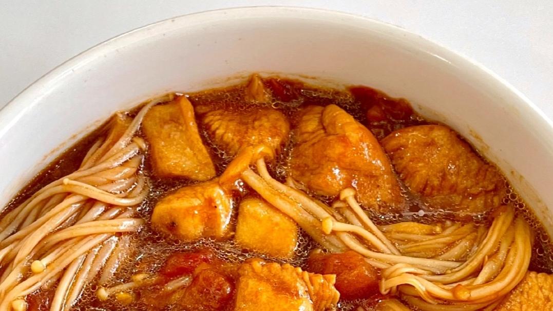 【低卡高蛋白】番茄金针菇嫩煎鸡胸肉！10分钟搞定减脂神菜