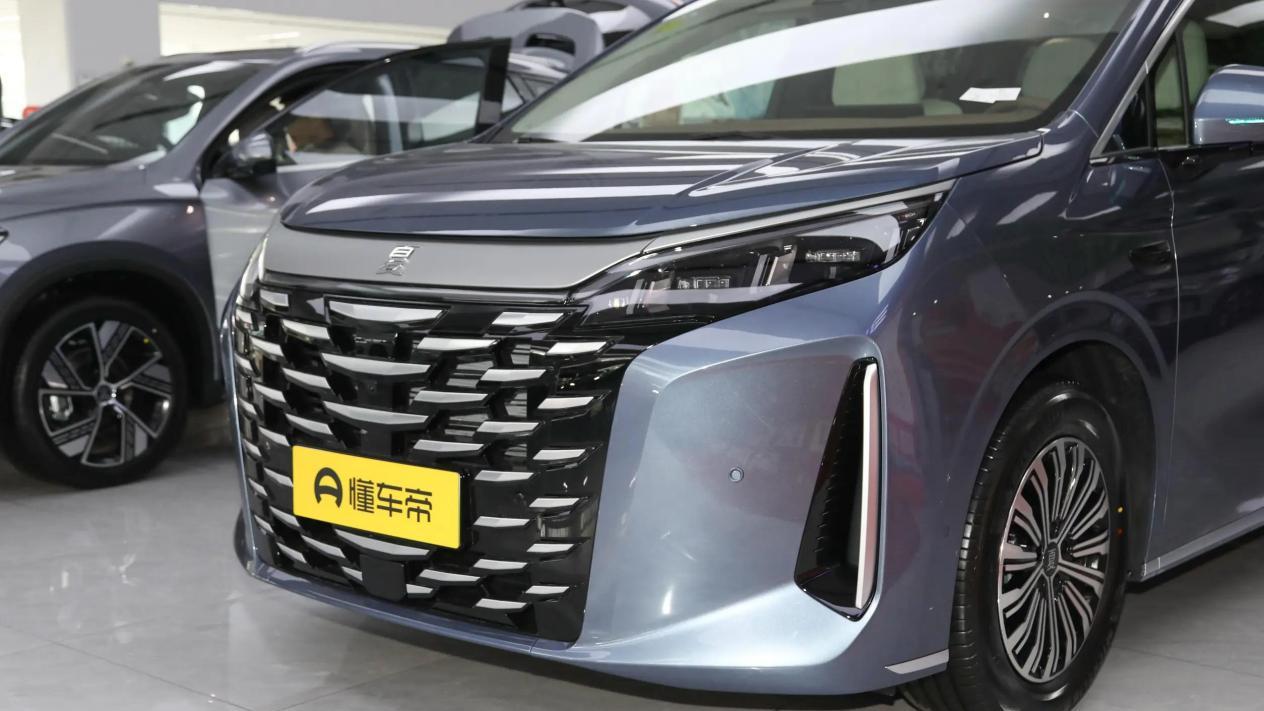 真的惨！2月MPV批发销量：仅3款破5千，格瑞维亚反超赛那，GL8第5