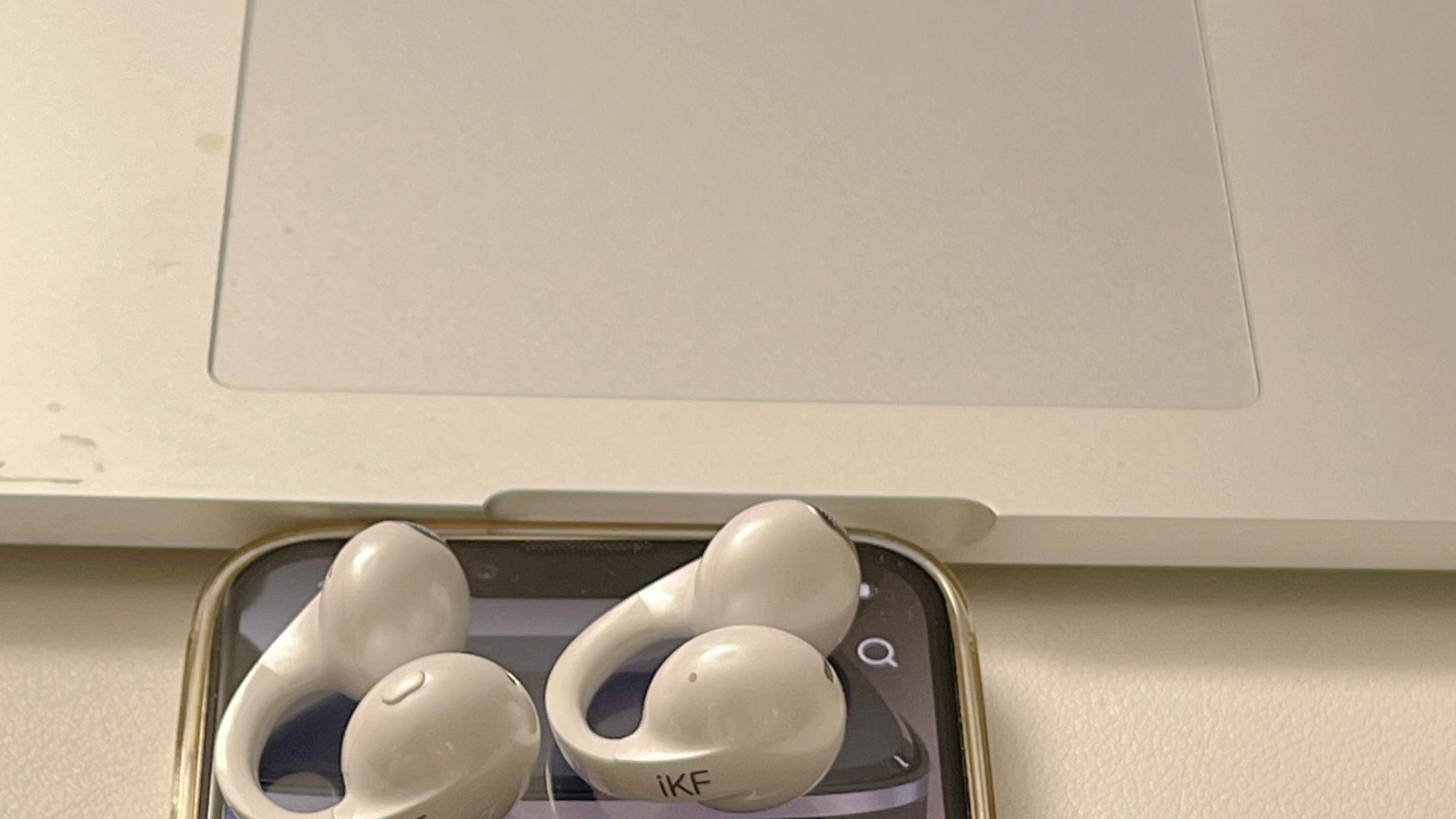 iKF月影耳夹式蓝牙耳机体验：藏在耳朵里的AI小秘书