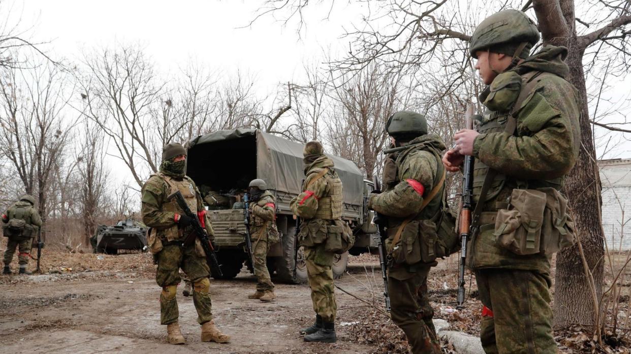 俄军重拳出击，库尔斯克战场风云突变，乌军溃败原因是什么