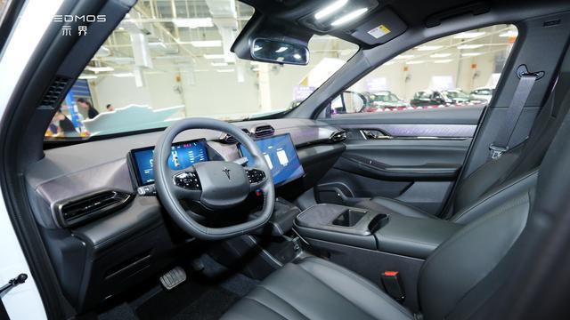 示界 06 智控体验营成都站：“中国电动 法式驾控” 魅力尽显