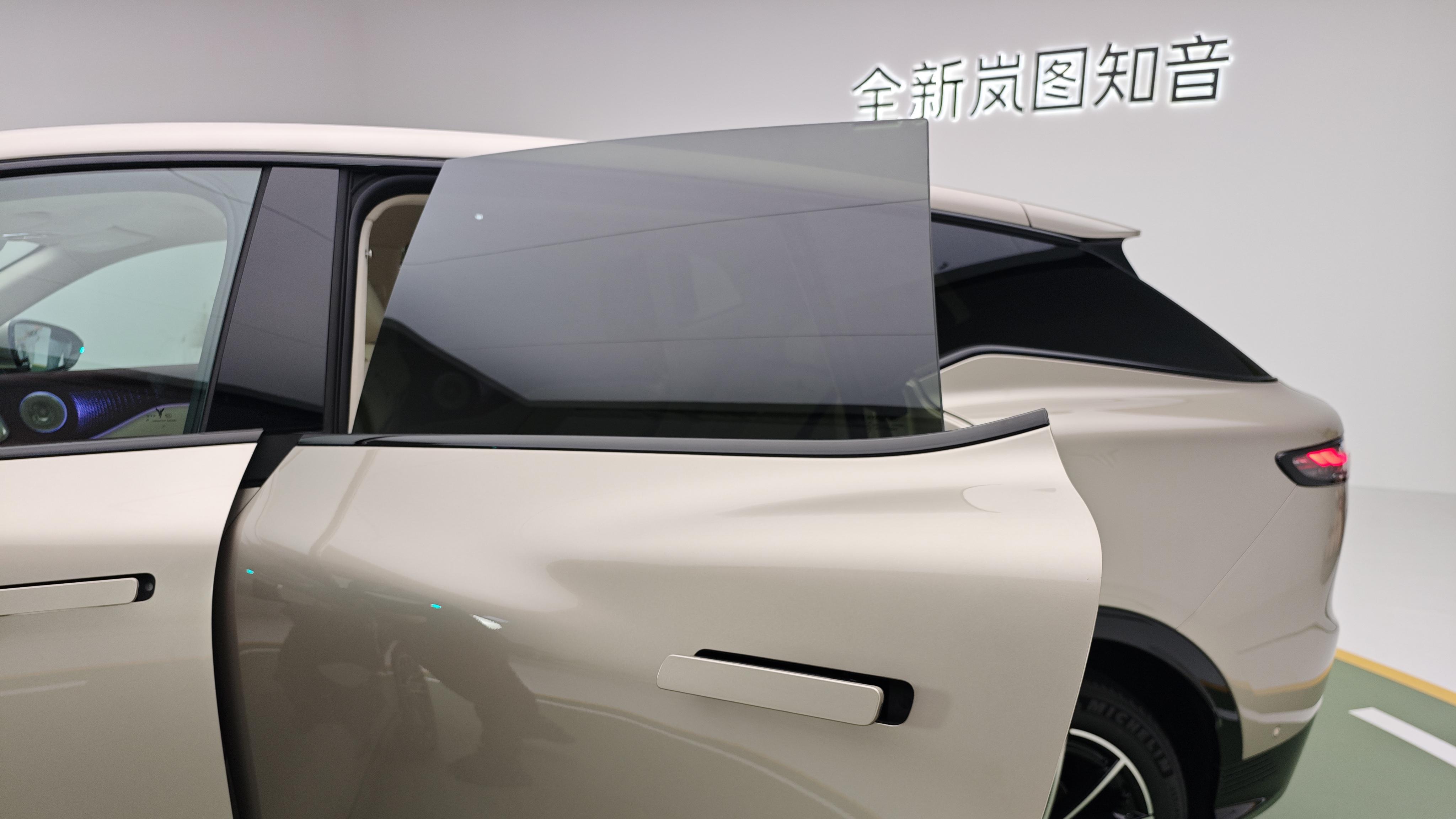 全新岚图知音8月底上市，搭载华为全家桶，到底有多强？