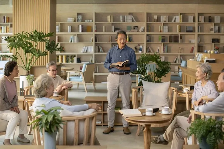 华润置地要退出养老产业，房企的银发生意不好做了？