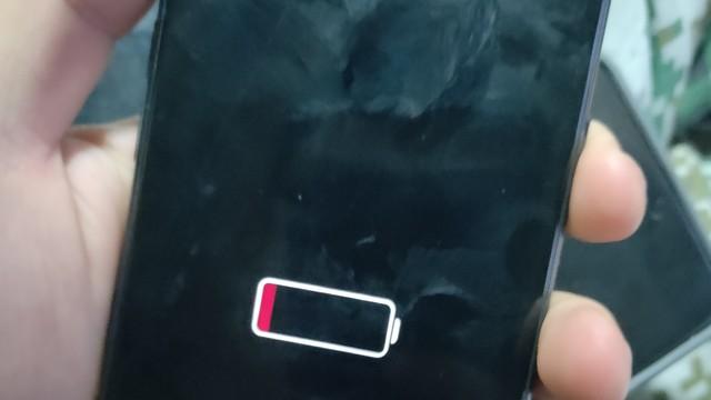 原来每天关机和长期不关机，对手机性能影响这么大，别再做错了