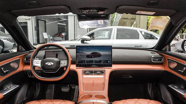 标配双电机+CDC，风云A9L光辉上市，才17.19万起