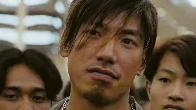 “为什么你恨不起那个反派？因为演员把”人“字刻进了骨头里