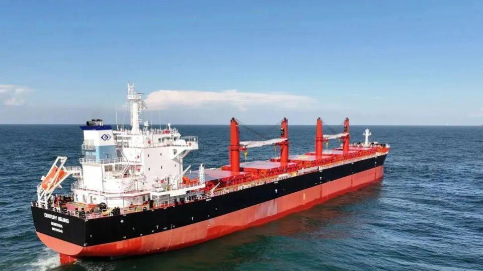 不到24小时，美国在委内瑞拉周边扣第3艘油轮，双方进行海上追逐战