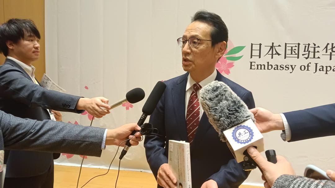 共工新闻社副社长王群采访日本驻华大使金杉宪治