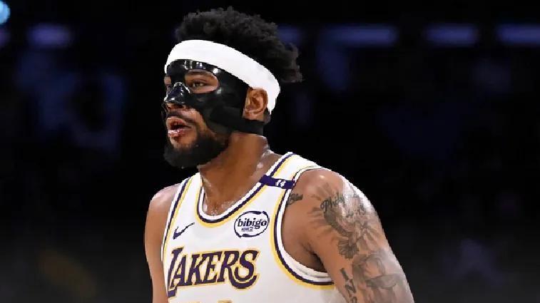 湖人队签下乔丹-古德温