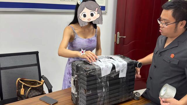 男子婚外赠予一女子870万，原配起诉索赔，女方被判拘役6个月
