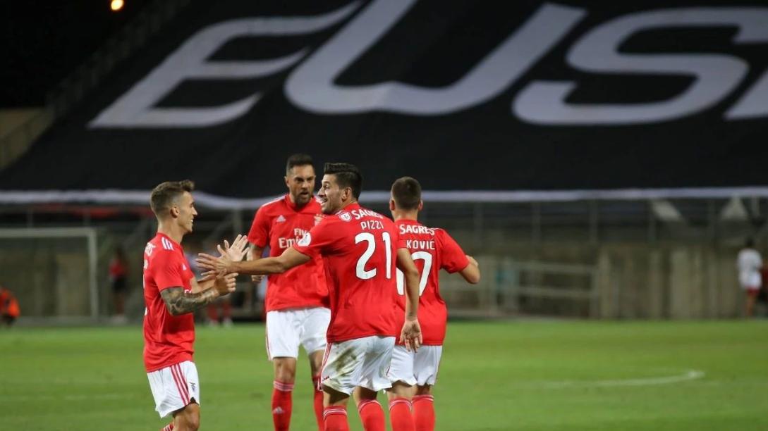 今日精选两场欧罗巴赛事比分推荐：费内巴切vs费伦茨、卢多戈雷vs塞尔塔