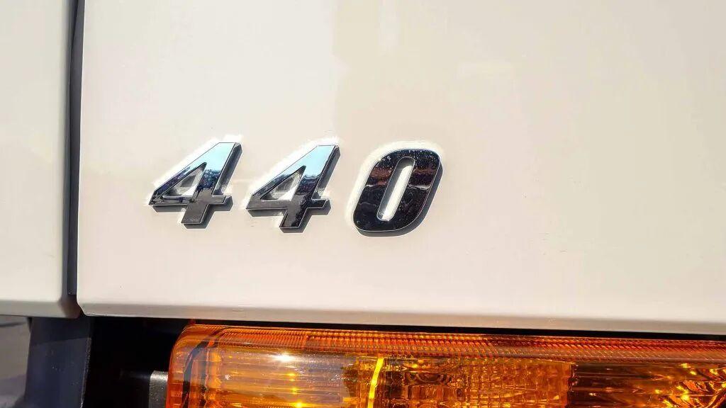 全球重载运输新标杆！东风新疆X7-C新平台来袭，实拍出口版工程车带您看实力几何！