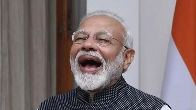 特朗普把印度逼到墙角，莫迪对华发出和解信号，印媒喊话机不可失