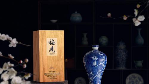 还在送大闸蟹？中国人过中秋，是把感情融进酒里