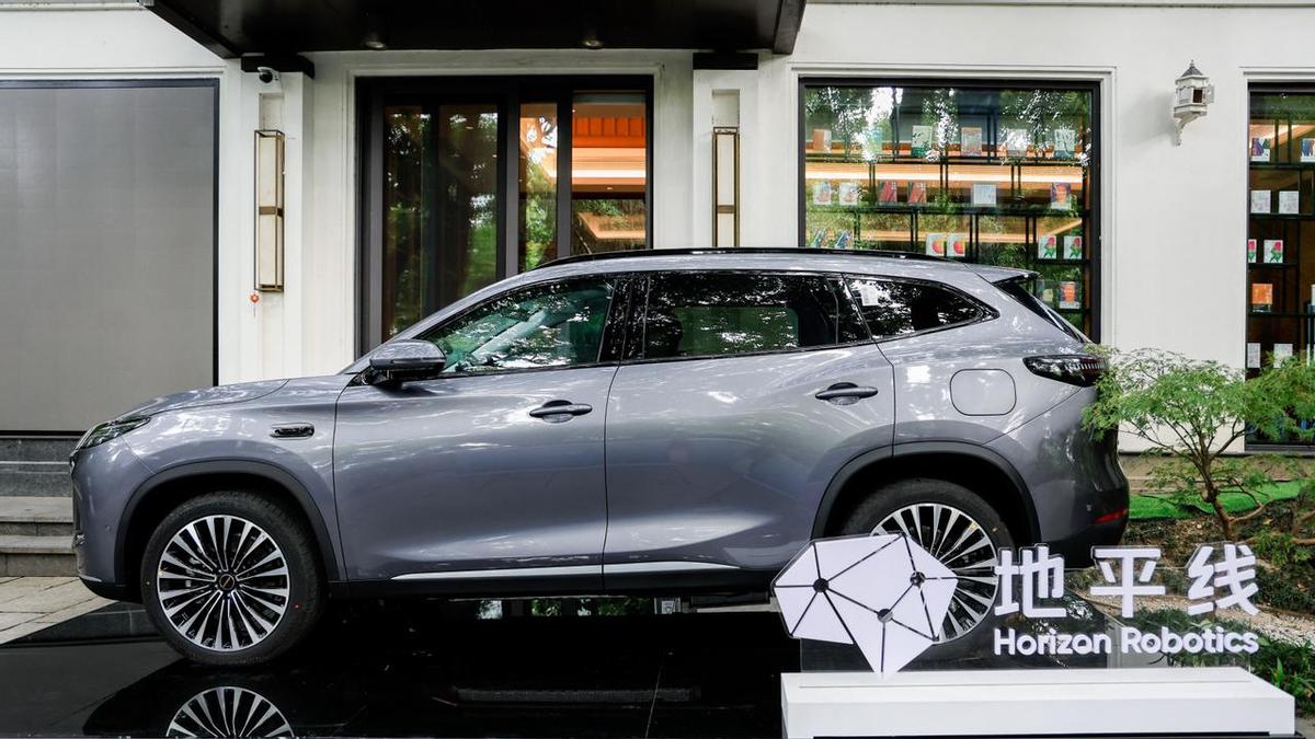 重构端到端 2.0 时代智驾信任，地平线携手 Unity 定义 HMI 新范式