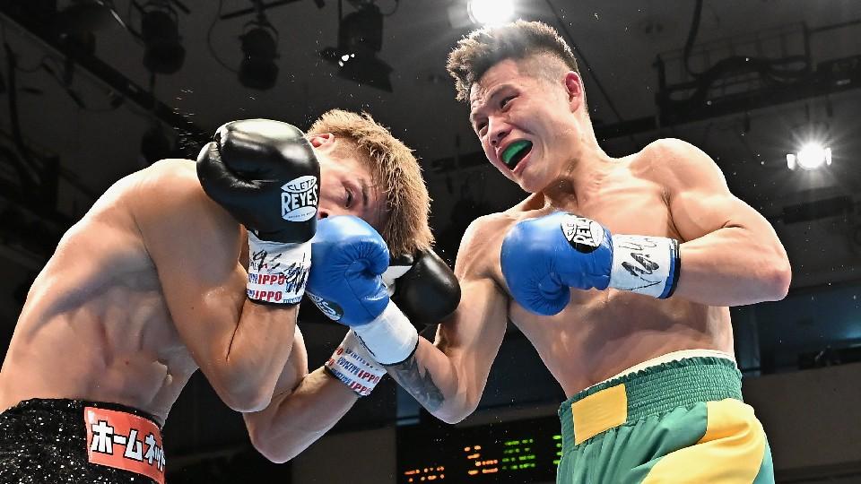 2-1！中国拳击军团大放异彩，客场掀翻日本拳王，日本人也服气！