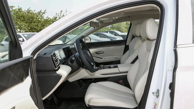 秦L DM：5月销量18829辆，15万级插混家轿实力如何？