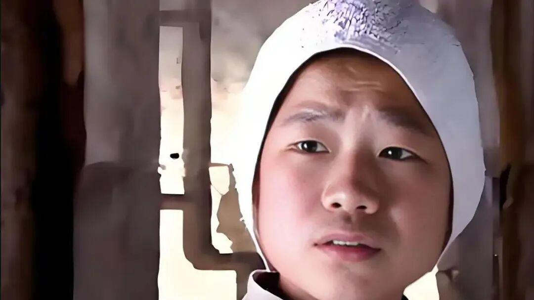 《嘎子违律受拘传》“嘎子”穿警服直播带货，被行政拘留7天！