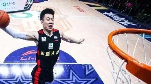 辽篮实力大增，广东王朝真会止步八强？——CBA季后赛前瞻