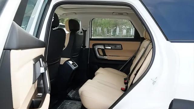 预算13万，建议买5座SUV，这三款动力强空间大，家人坐着舒服