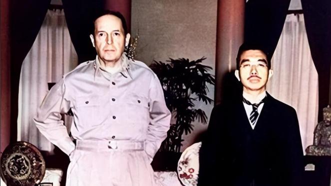 我们都被骗了，当年日本并非“无条件投降”，提了一个无耻条件！