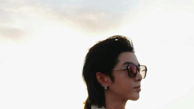 当实力打破偏见：华晨宇的评委之旅为何惊艳众人