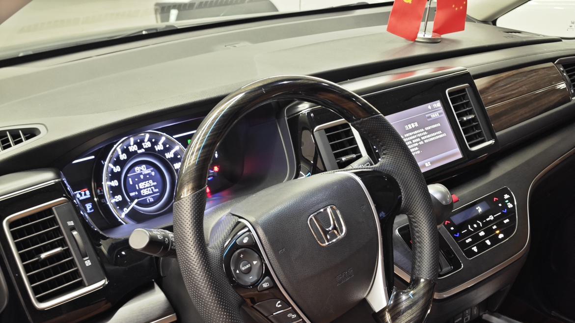 家用代步神器！12万出头的本田艾力绅，奶爸首选？