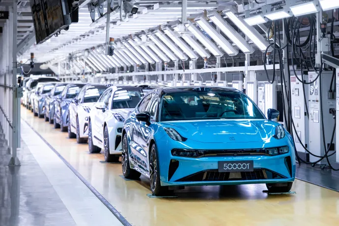 东风悲情退市 岚图背水一战 尚能饭否？