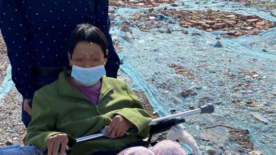 20 年操劳落病，兰州老人养继子成家，丧夫遭“白眼狼” 继子女夺房弃养